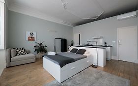 Baixa24 •P2R• Bright Apt In Vibrant Downtown